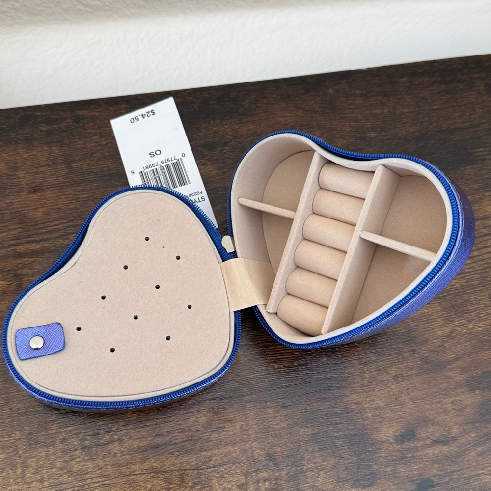 Stella & Max Zip Around Heart Shaped Blue Shimmer Jewelry Box